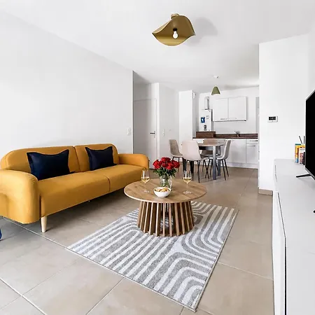 Apartment T2 Moderne Avec Balcon Et Stationnement Gratuit Arcachon