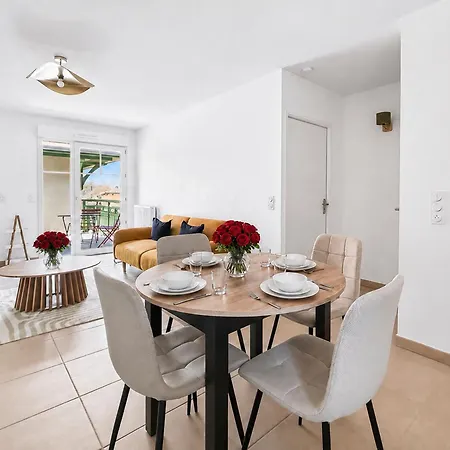 T2 Moderne Avec Balcon Et Stationnement Gratuit Apartment Arcachon