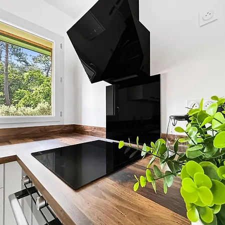 T2 Moderne Avec Balcon Et Stationnement Gratuit Apartment Arcachon