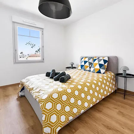 T2 Moderne Avec Balcon Et Stationnement Gratuit Apartment Arcachon