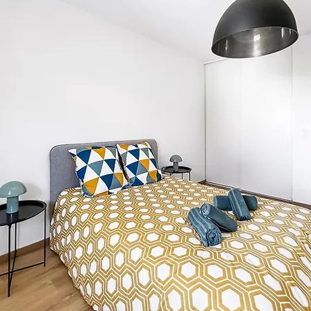 T2 Moderne Avec Balcon Et Stationnement Gratuit * Arcachon