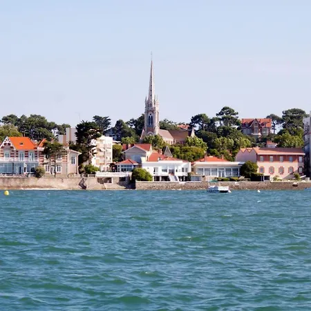 Apartment T2 Moderne Avec Balcon Et Stationnement Gratuit Arcachon