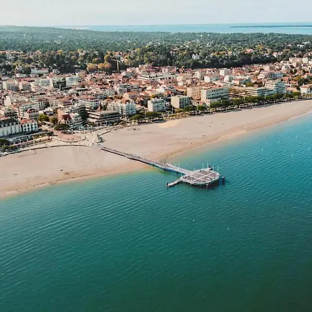 T2 Moderne Avec Balcon Et Stationnement Gratuit * Αρασόν